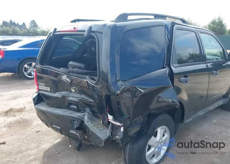 2011 Ford Escape Xlt z USA, uszkodzony, nr VIN 1FMCU0D72BKB74972